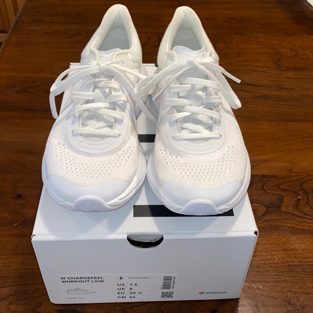Women’s sneakers